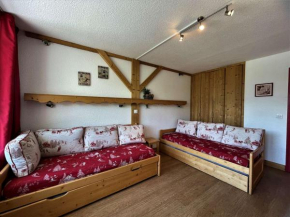 Studio confortable au centre des Menuires, balcon, ski aux pieds, 4 pers, proche commerces et écoles de ski - FR-1-452-176